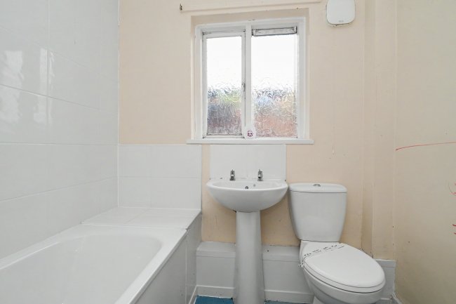 6 Montrose Avenue, Wallasey, Merseyside, CH44 7BT 8