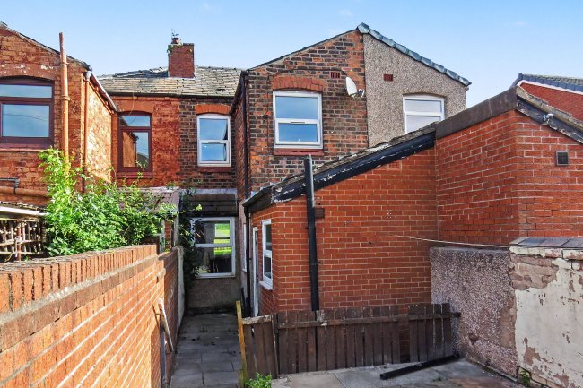 66 Parr Stocks Road, St. Helens, WA9 1NX 9