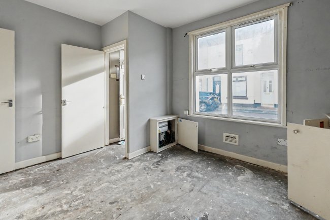 27 Grange Street, Liverpool, L6 4AY 10