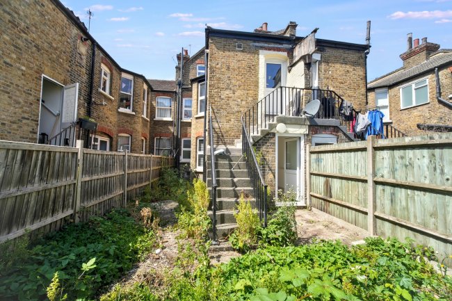 Flat A, 137 Trundleys Road, Deptford, London, SE8 5JQ 6