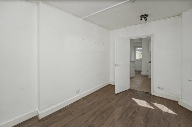 Flat A, 137 Trundleys Road, Deptford, London, SE8 5JQ 6
