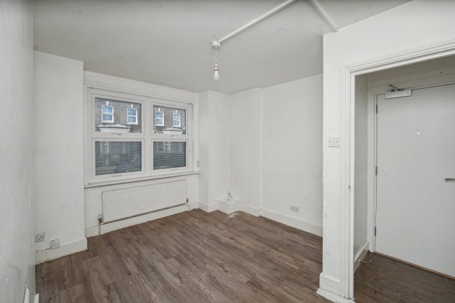 Flat A, 137 Trundleys Road, Deptford, London, SE8 5JQ 6