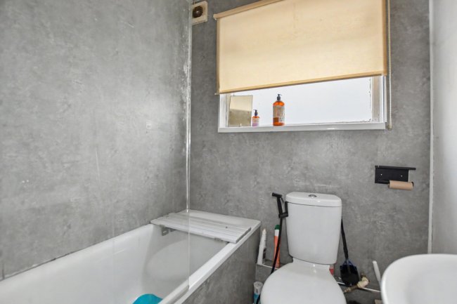 82 Holly Hill Road, Lessness Heath, Erith DA8 1QD 1