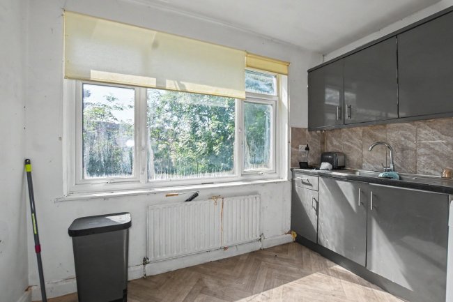 82 Holly Hill Road, Lessness Heath, Erith DA8 1QD 1