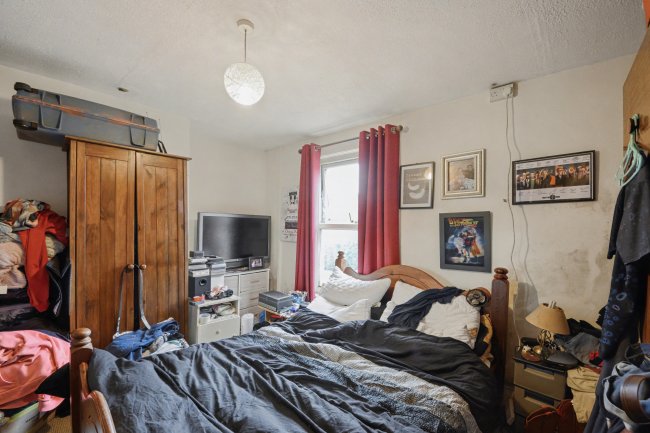 15 Ely Road, Littleport, Ely, Cambridgeshire, CB6 1HG 9