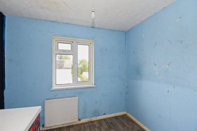 7 Lipscombe Rise, Alton, GU34 2HR 1