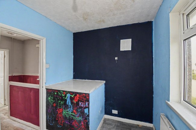 7 Lipscombe Rise, Alton, GU34 2HR 1