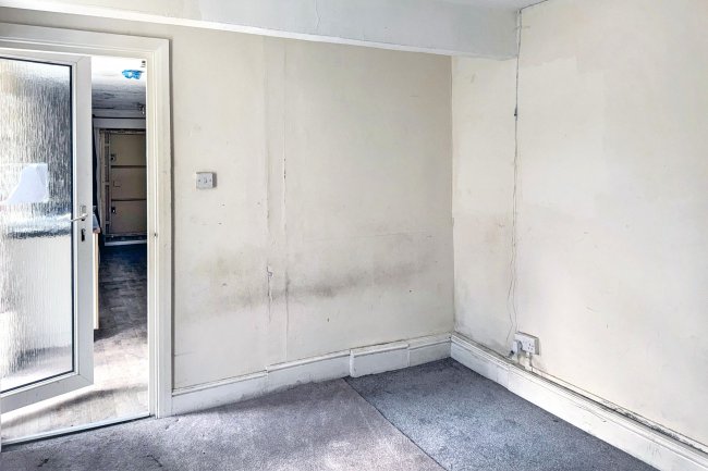 Flat 2, 65 Bayford Road, Littlehampton, BN17 5HN 3