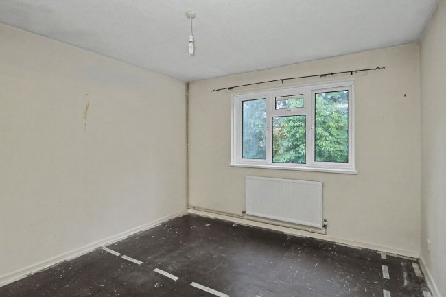 40 Broadwey Close, Weymouth, DT3 5PH 9