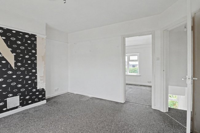 39 & 39A Hereford Road, Weymouth DT4 0QB 6