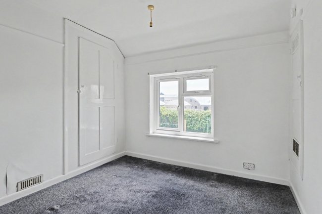 39 & 39A Hereford Road, Weymouth DT4 0QB 6