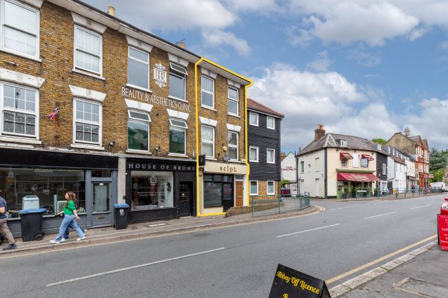 20 Highbridge Street, Waltham Abbey, Essex, EN9 1BS 4