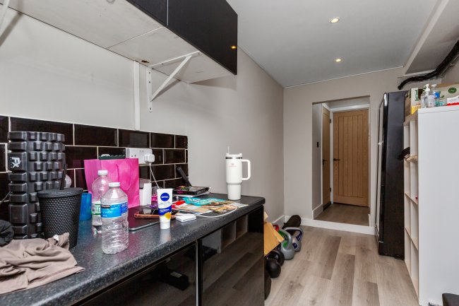 20 Highbridge Street, Waltham Abbey, Essex, EN9 1BS 4
