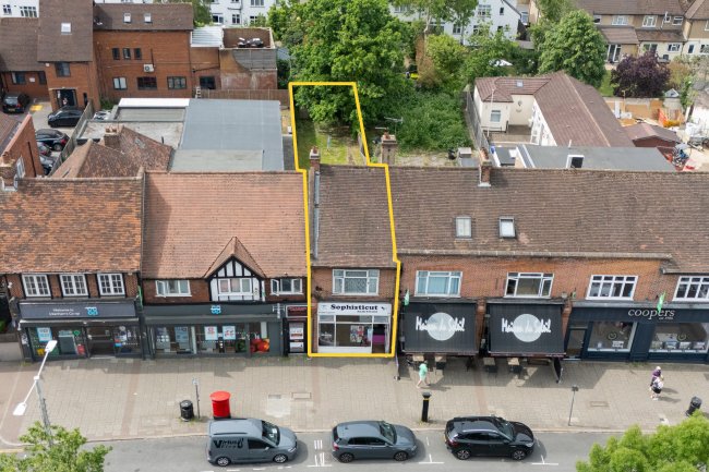 21 Swakeleys Road, Ickenham, Uxbridge UB10 8DF 5