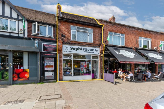 21 Swakeleys Road, Ickenham, Uxbridge UB10 8DF 5
