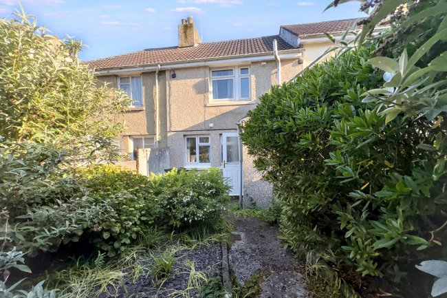 14 Trezela Road, Penzance, Cornwall, TR18 2RU 2