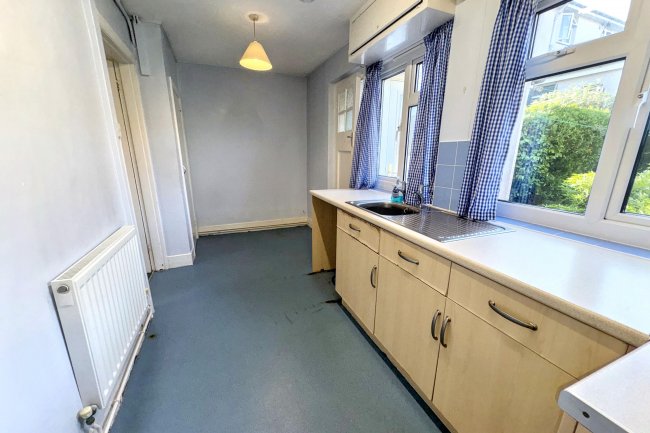 14 Trezela Road, Penzance, Cornwall, TR18 2RU 2