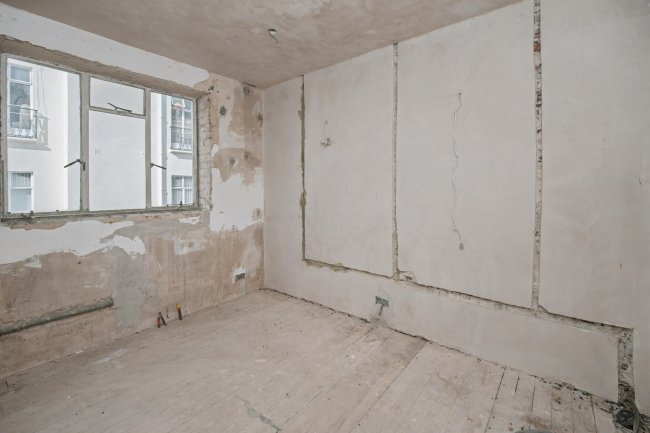 39 Eaton Mews South, Belgravia, London, SW1W 9HR 7