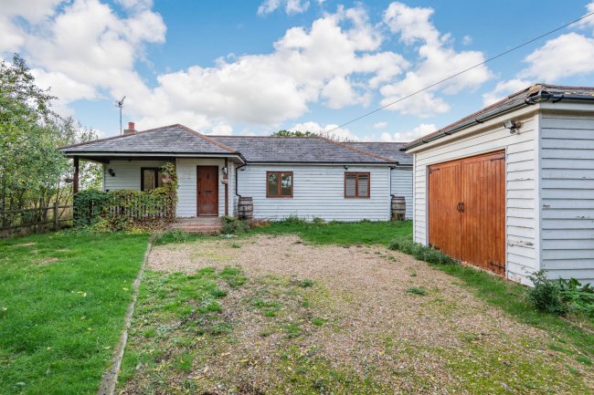 Willows Cottage, Cheesemans Green Lane, Ashford TN25 7HY 1
