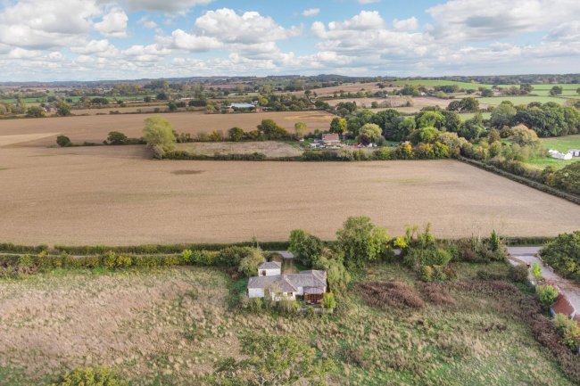 Willows Cottage, Cheesemans Green Lane, Ashford TN25 7HY 1