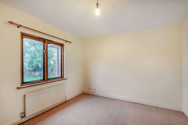 Willows Cottage, Cheesemans Green Lane, Ashford TN25 7HY 1