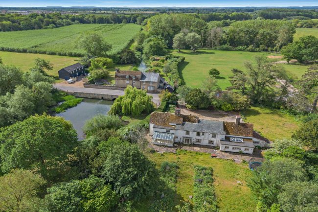 The Mill House, 79 Mill Way, Grantchester, Cambridge, CB3 9ND 8