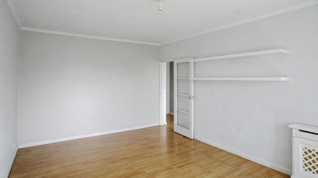 6 Poplar Court, Old Ruislip Road, Northolt, Middlesex, UB5 6QG 10