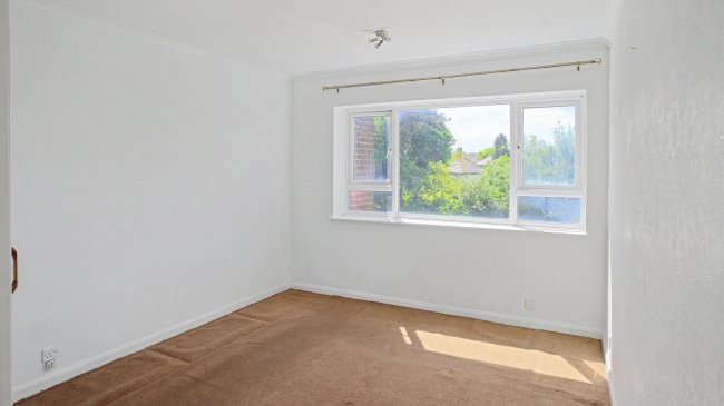 6 Poplar Court, Old Ruislip Road, Northolt, Middlesex, UB5 6QG 10