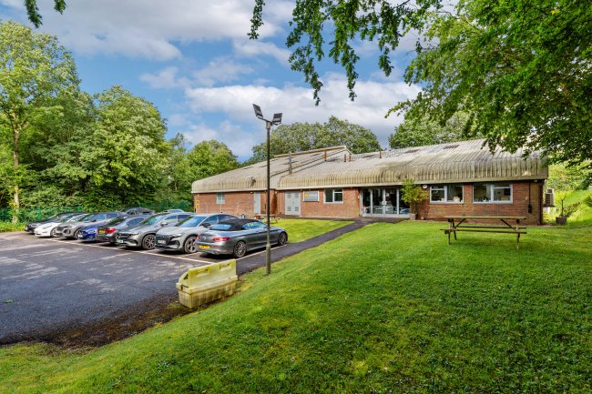 1 Graylands Gateway, Langhurst Wood Road, Graylands, Horsham RH12 4QD 8
