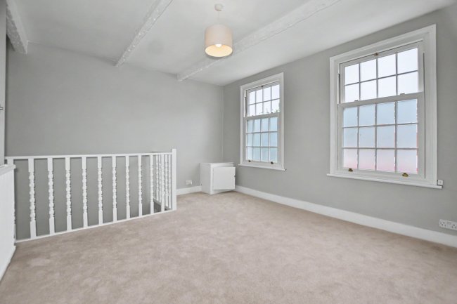 4 Cheltenham Road, Nunhead, London, SE15 3AQ 6