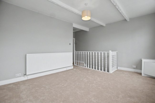 4 Cheltenham Road, Nunhead, London, SE15 3AQ 6