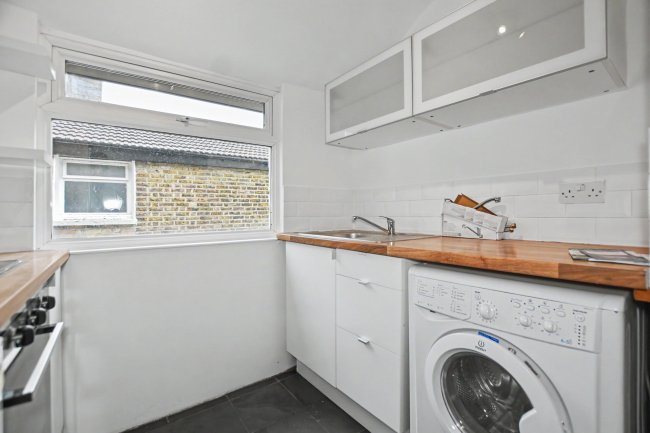 4 Cheltenham Road, Nunhead, London, SE15 3AQ 6