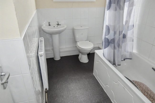 9 Wright Street, Chorley, Lancashire, PR6 0SJ 10
