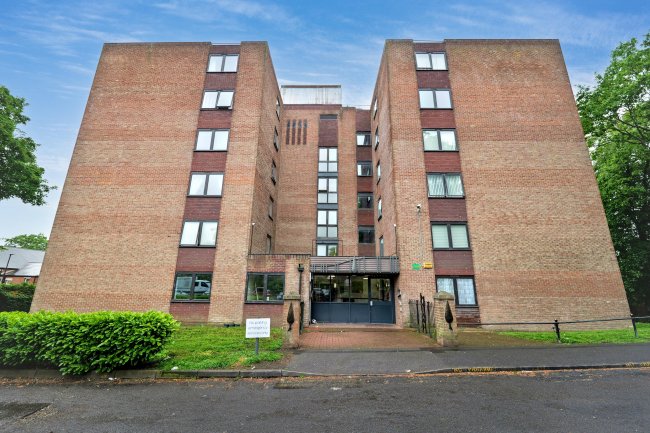 32 Benwell Close, Benwell Grange, Newcastle upon Tyne, NE15 6RZ 10