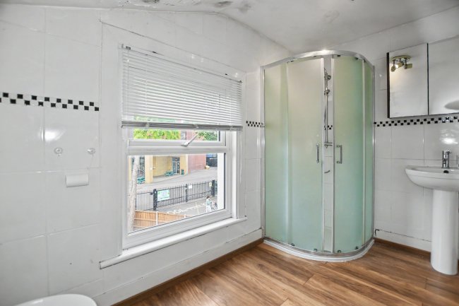 22B Melbourne Grove, East Dulwich, London SE22 8QZ 8