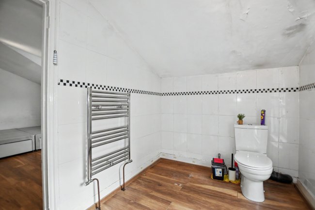 22B Melbourne Grove, East Dulwich, London SE22 8QZ 8