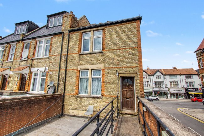 96A Ballards Lane, Finchley, London N3 2DL 2