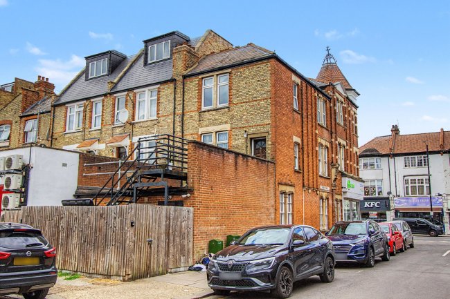 96A Ballards Lane, Finchley, London N3 2DL 2