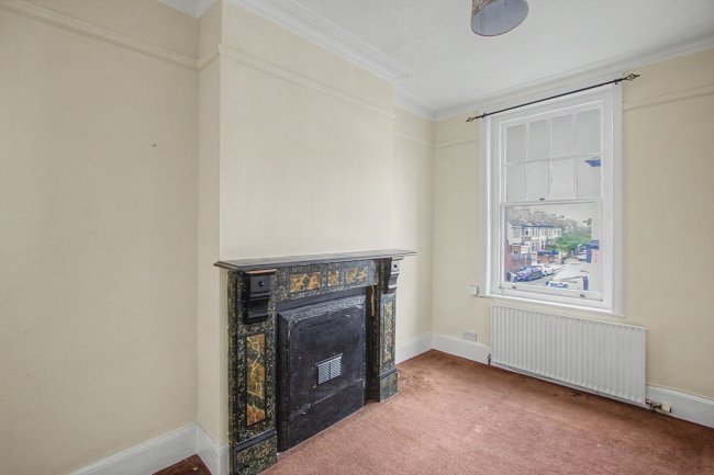 96A Ballards Lane, Finchley, London N3 2DL 2