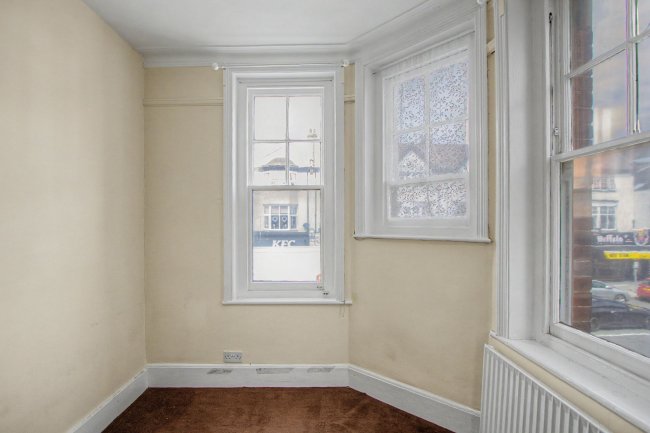 96A Ballards Lane, Finchley, London N3 2DL 2
