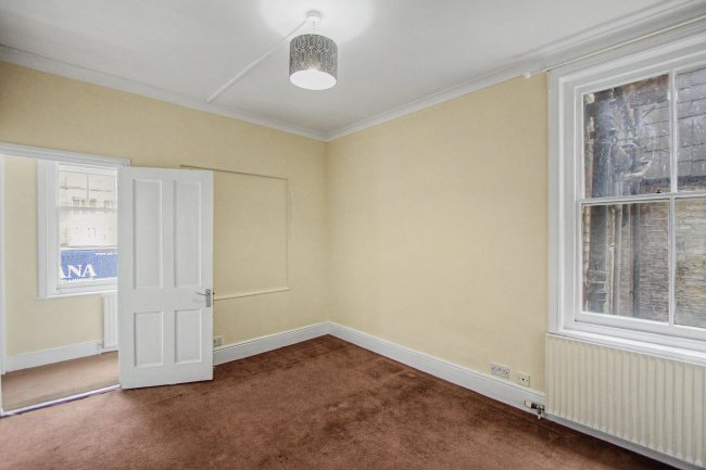 96A Ballards Lane, Finchley, London N3 2DL 2