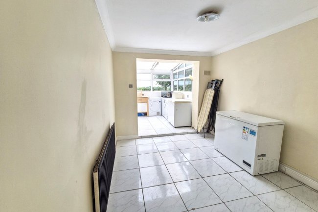 Ledstone Engine Cottage, Ridge Road, Micklefield, Leeds, LS25 7BR 6