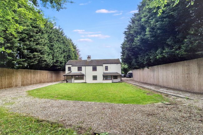 Ledstone Engine Cottage, Ridge Road, Micklefield, Leeds, LS25 7BR 6