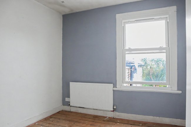 101 Eardley Road, Streatham, London SW16 6DB 1