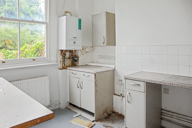 47b Ramsden Road, Balham, London SW12 8RA 5