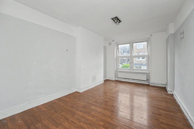 27b Fernside Road, Balham, London SW12 8LN 7