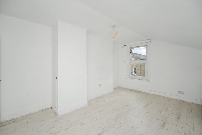 27c Fernside Road, Balham, London SW12 8LN 8