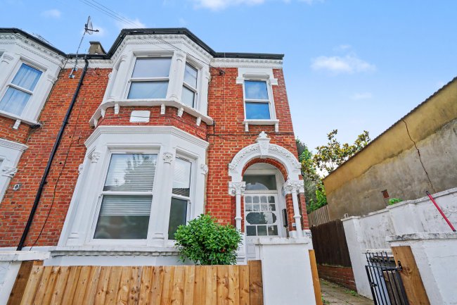 69b Childerbert Road, Tooting, London SW17 8EY 7