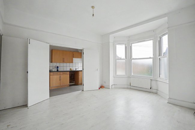 69b Childerbert Road, Tooting, London SW17 8EY 7