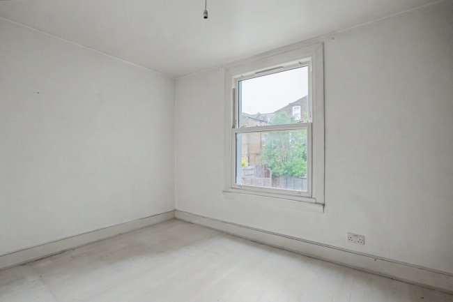 69b Childerbert Road, Tooting, London SW17 8EY 7